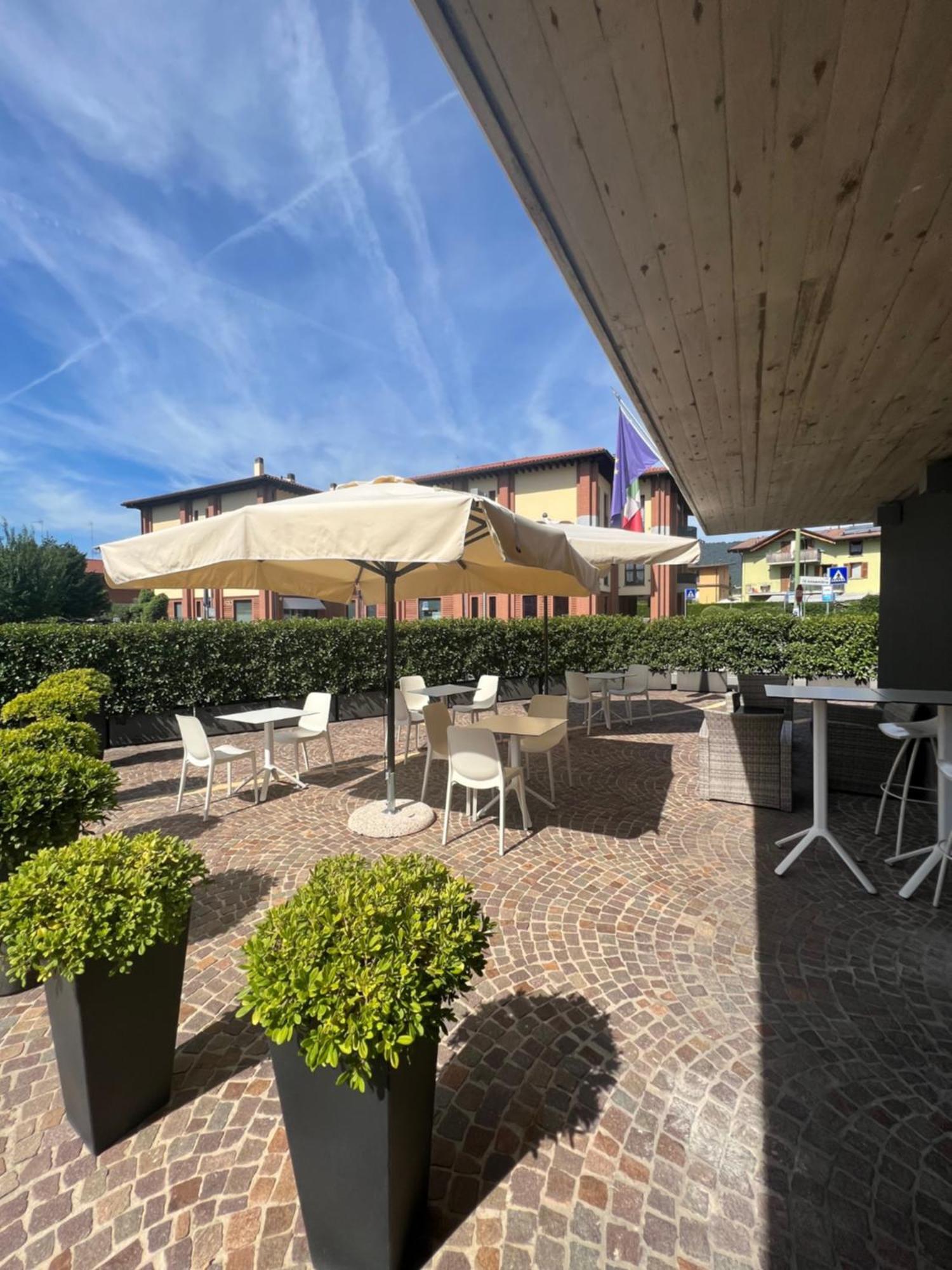 San Valentino Hotel Villa di Serio Eksteriør bilde